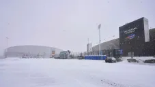 Los Buffalo Bills convocan a aficionados para palear nieve del Highmark Stadium