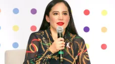 VIDEO Sandra Cuevas responde amenaza de muerte en live: “Es más fácil que termines tú en bolsas”