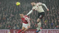 Arsenal empata sin goles ante Liverpool y deja ir la oportunidad de alejarse en la cima de la Premier League