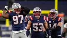 Patriots dominan a Los Angeles Chargers y se llevan el duelo de comodines