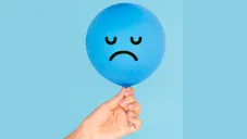 Hay muchos factores personales y sociales que te pueden hacer perder la sonrisa.