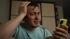 ¿Qué es el sadfishing? La tendencia de mostrar sufrimiento en redes para buscar atención