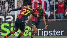 Johan Vásquez y Genoa se alejan de la zona de descenso tras victoria sobre Bolonia