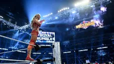 Charlotte Flair ha ganado dos en el corto historial de las batallas reales femeninas
