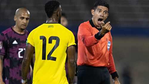 Ismael Cornejo, árbitro en el Jamaica vs México