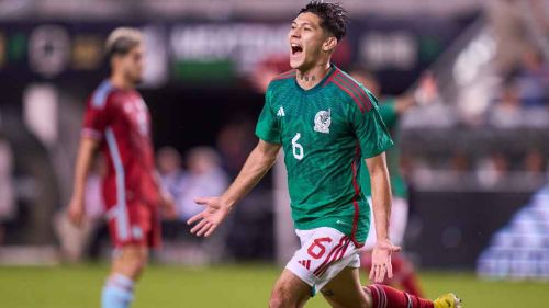 El América está cerca de ser el equipo mexicano más ganador del siglo XXI -  La Opinión