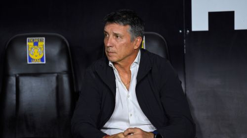 El uruguayo llega a más de un centenar de partidos 