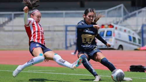 Chivas y Pumas empataron en el Olímpico Universitario