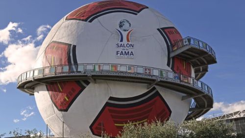 Lista de exfutbolistas que serán investidos al Salón de la Fama del Futbol Internacional este 2024