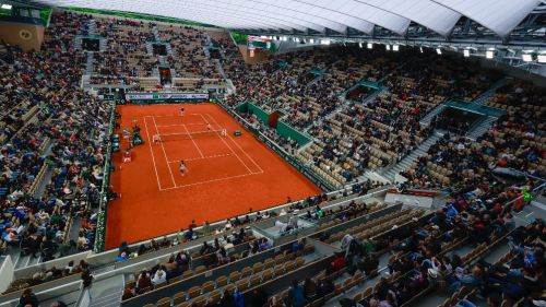 Roland Garros prohíbe la venta de alcohol tras mal comportamiento de sus fanáticos