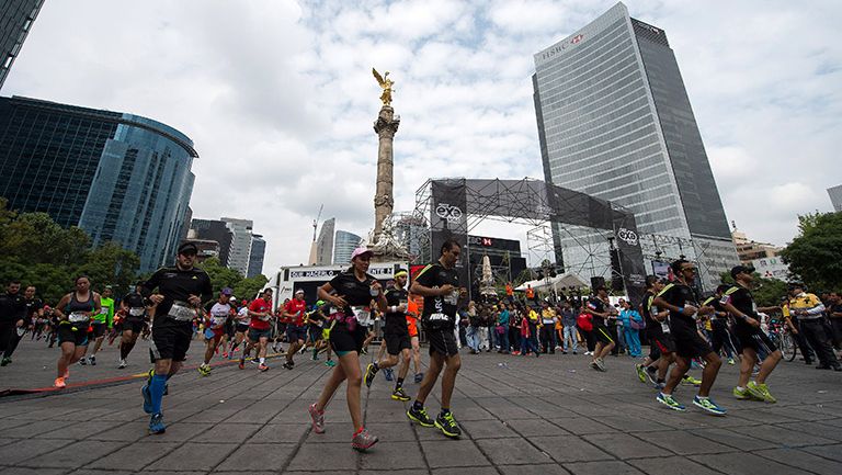 Corredores del Maratón de la Ciudad de México