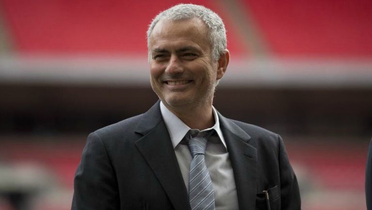 José Mourinho en una sesión fotográfica en Wembley