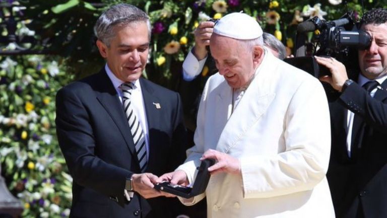 Encuentro de Mancera con el Papa Francisco