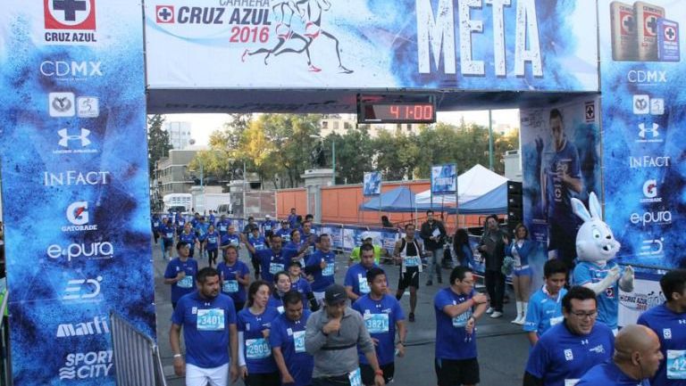 Carrera Cruz Azul 2016, un éxito en los aficionados