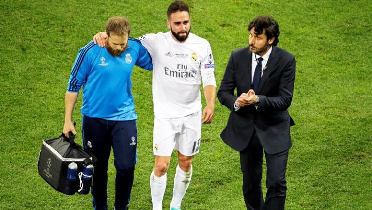 Carvajal sale lesionado en la Final de la Champions League 