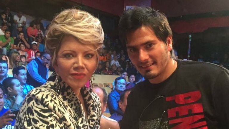 Marisela Peña Presidenta de AAA junto a Jorge Hernández