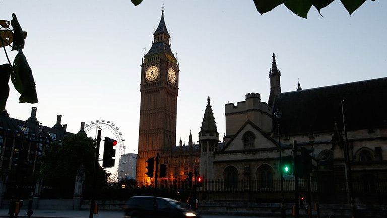 Vista del Palacio de Westminster, en Londres, Inglaterra