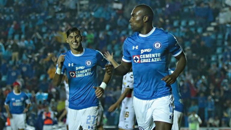Joffre Guerrón festeja un gol con La Máquina durante la Copa MX 