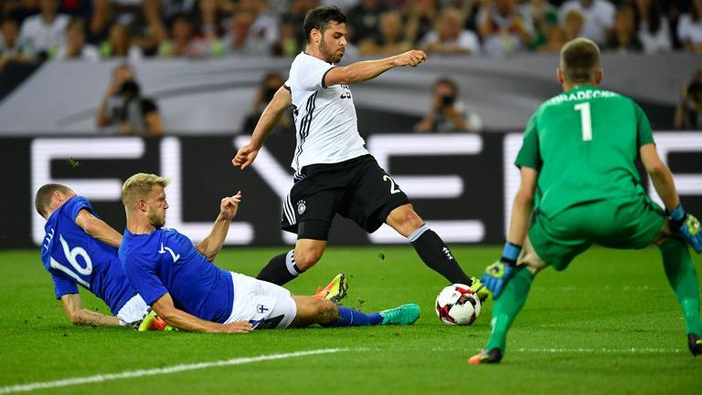 Volland, durante el juego amistoso contra Finlandia