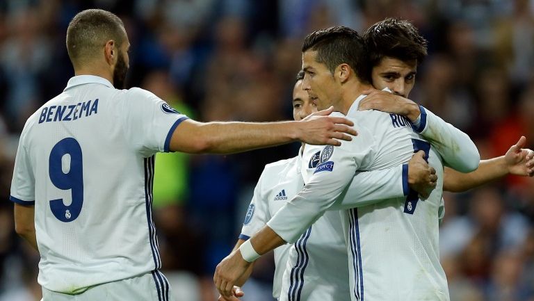 Los jugadores del Real Madrid celebrando una anotación en Champions League