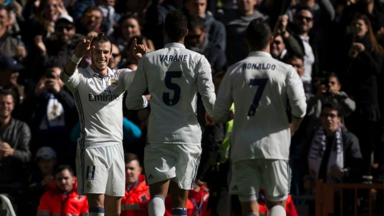 Gareth Bale festejando una anotación del Real Madrid