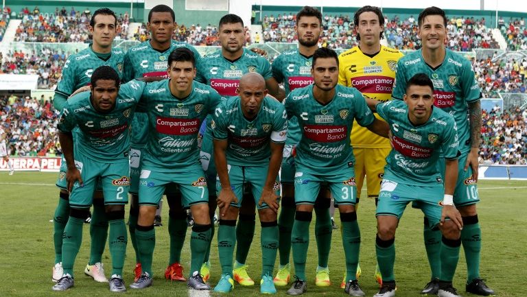 Jugadores de Chiapas previo a un partido