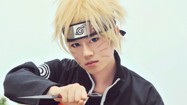 Un cosplay se disfraza de Naruto