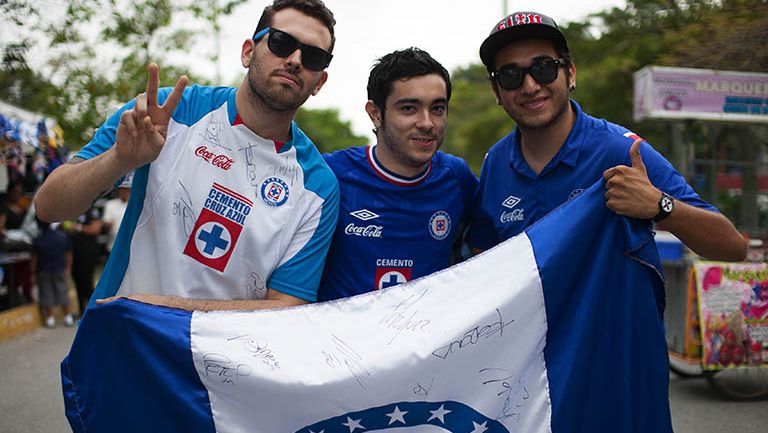 Afición de La Máquina apoya a su equipo