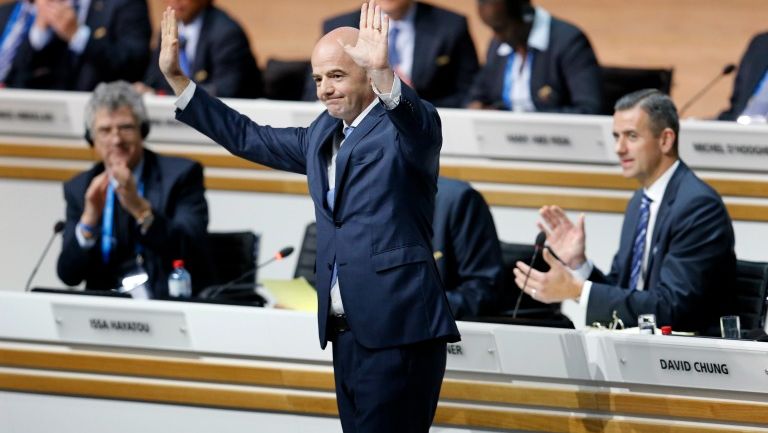 Gianni Infantino durante una reunión de FIFA