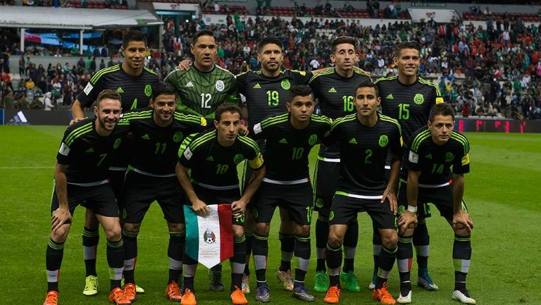 Once inicial de México en un partido en el Estadio Azteca 