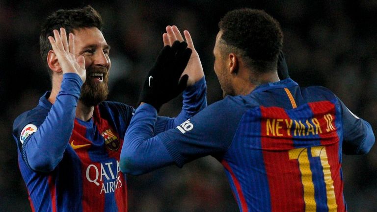 Messi y Neymar celebran un gol del Barcelona