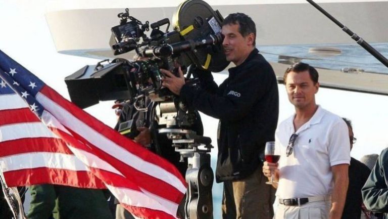 Alejandro Prieto junto a Di Caprio en 'Lobo de Wall Street'