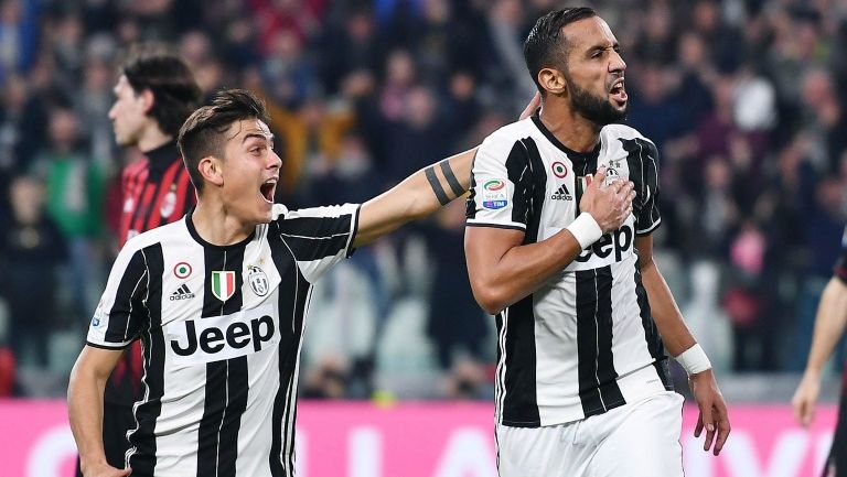 Benatia celebra su gol frente al Milan en la Serie A