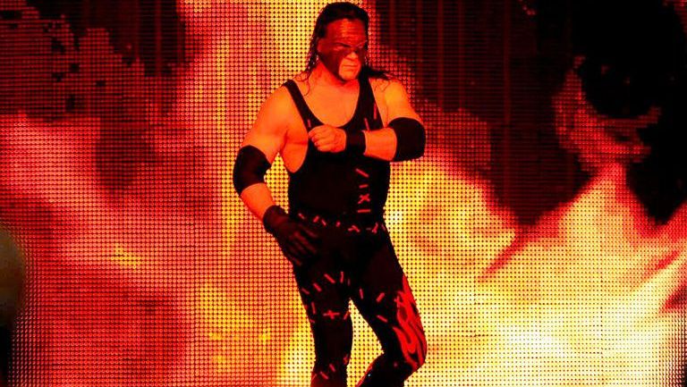 Kane, previo a un combate en la WWE