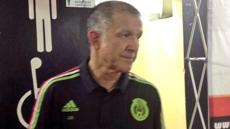 Osorio, rapado tras salir del vestidor