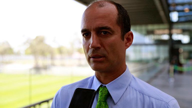 Guillermo Cantú tras la conferencia en las instalaciones de la Femexfut