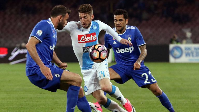 Mertens en el partido contra Juventus