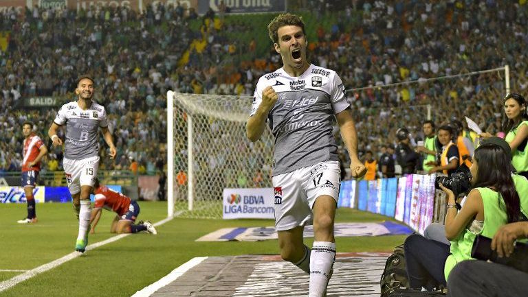 Boselli grita su gol contra el Veracruz
