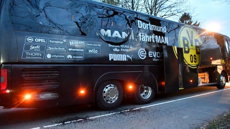 Así quedó el camión del Dortmund tras la explosión 