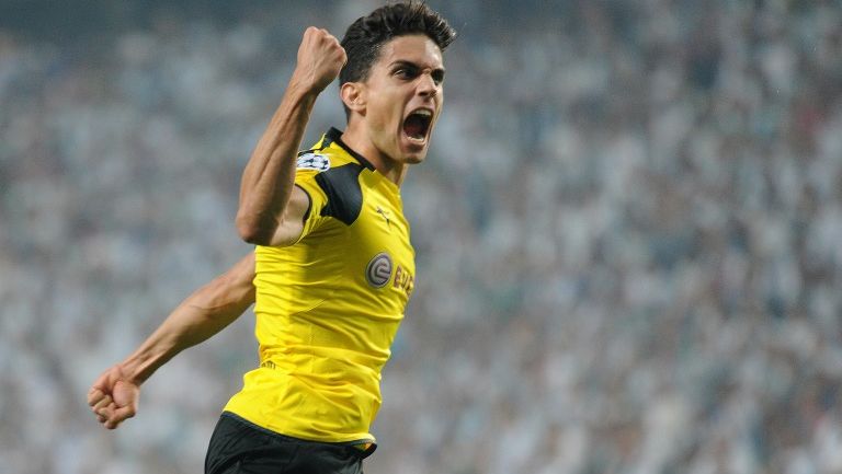 Bartra celebra una anotación con el Dortmund en Bundesliga 