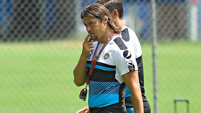 Matías Almeyda, durante un entrenamiento de Chivas