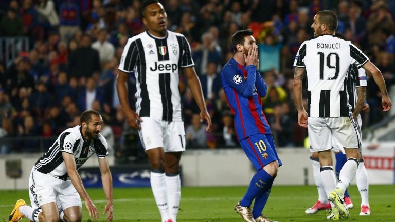 Messi lamenta una falla frente al marco de Buffon en Champions