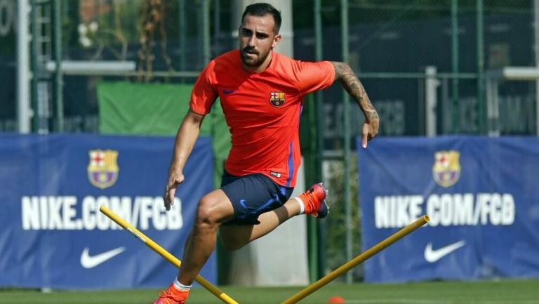 Paco Alcácer, durante un entrenamiento con el Barcelona