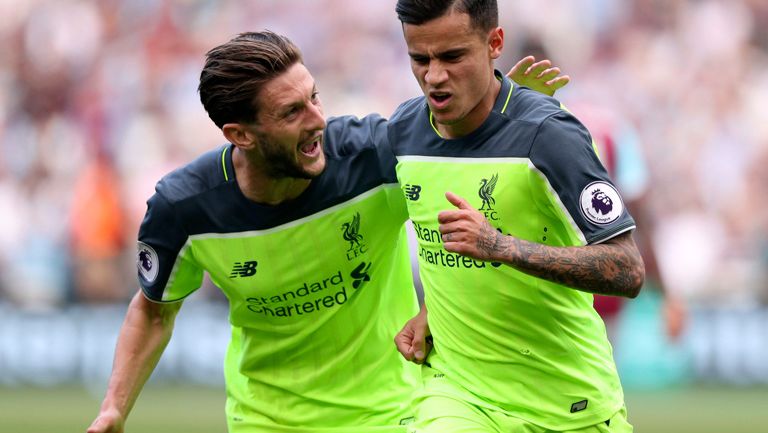 Coutinho celebra una anotación en la Premier League 