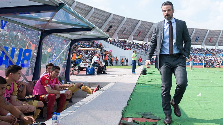 Rafa Puente previo a un partido de Lobos BUAP