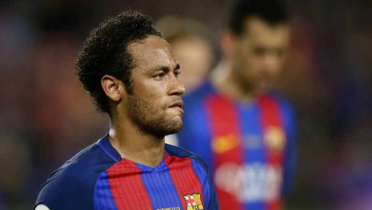 Neymar cabizbajo tras el juego entre Barcelona y Eibar