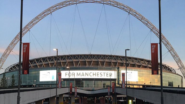 El estadio Wembley dedicó un mensaje tras el atentado en Manchester