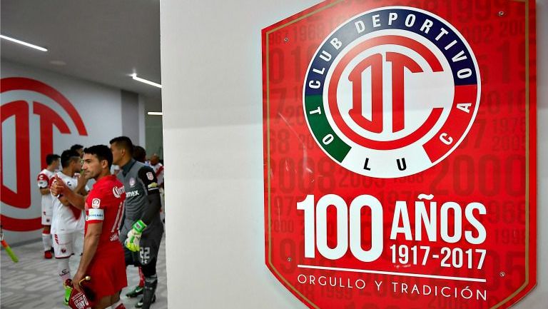 Escudo de Toluca que celebra sus 100 años de existencia