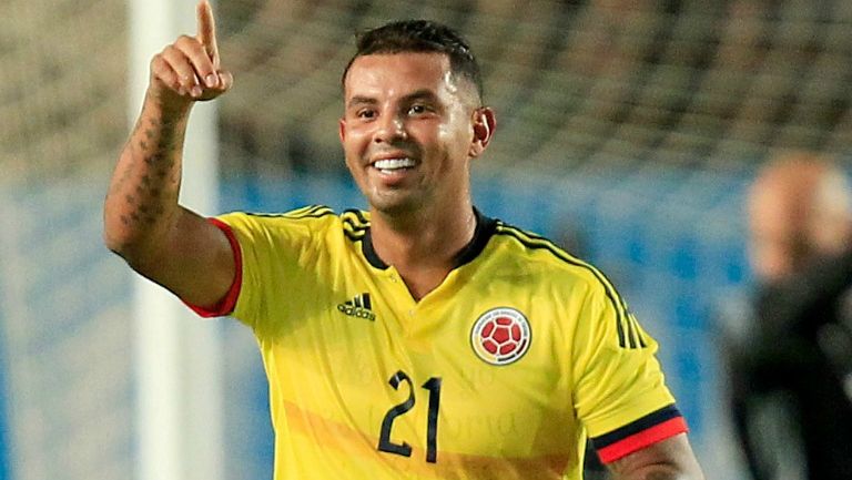 Cardona celebra su gol contra España