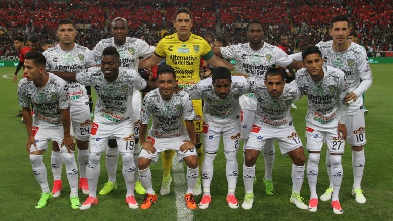 Jugadores de Chiapas, antes del último juego de la franquicia